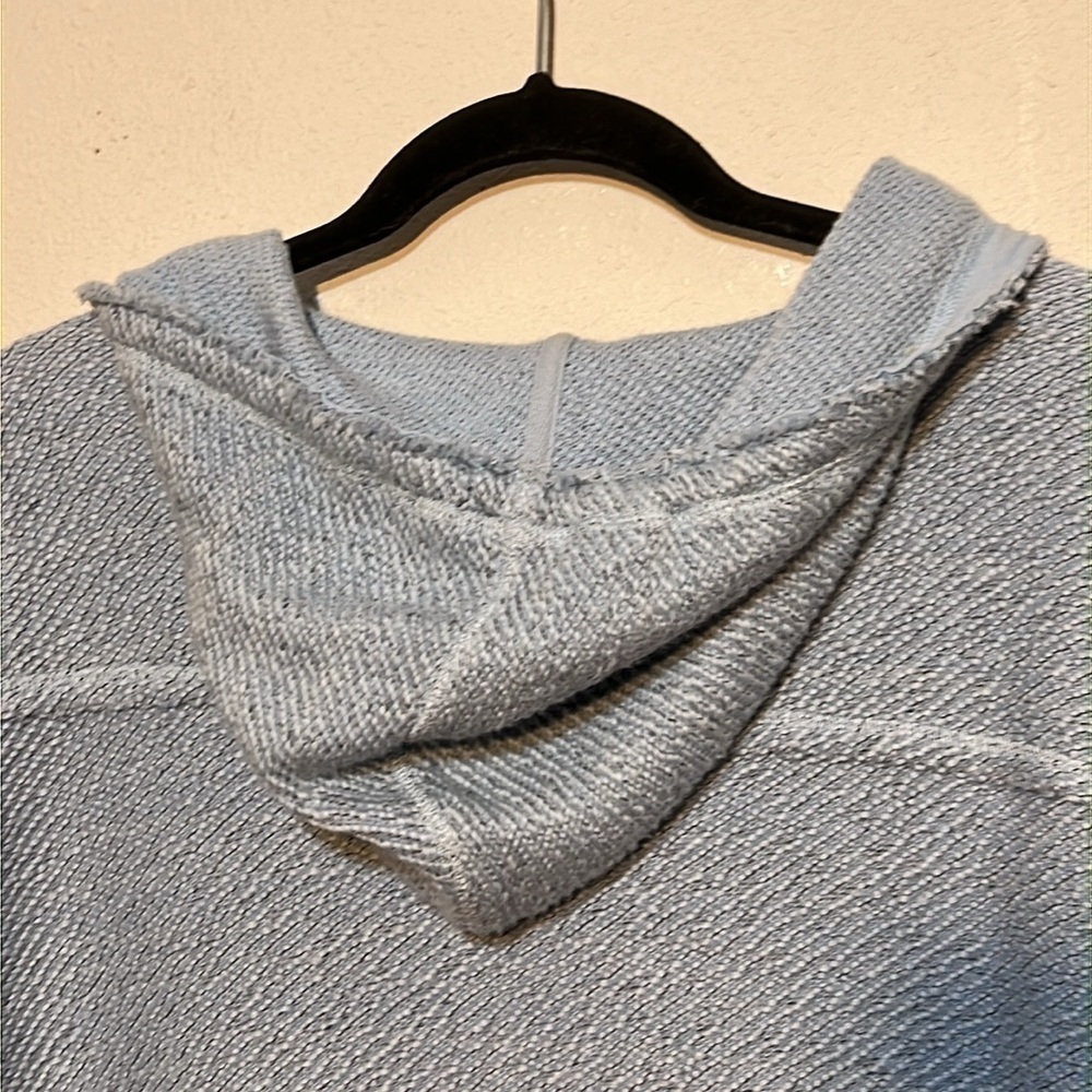 Soft Surroundings Cozumel Hooded Pullover
Sweater with Pockets Women's Large - Picture 12 of 17